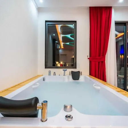 Villa Leon Uezuemlue فيلة كاس